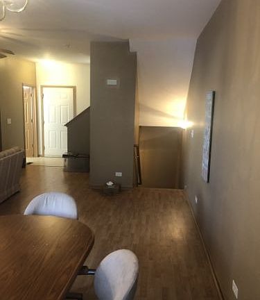 4th image of 1464 Cambria Dr Unit 2