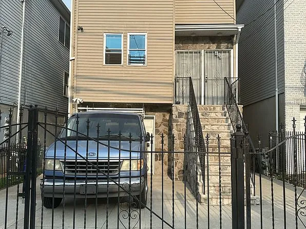 434 S 19th St, Newark, NJ 07103