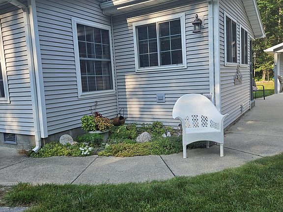 4th image of 6847 Chippewa Trl