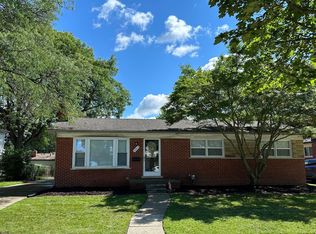29625 Linda St, Livonia, MI 48154