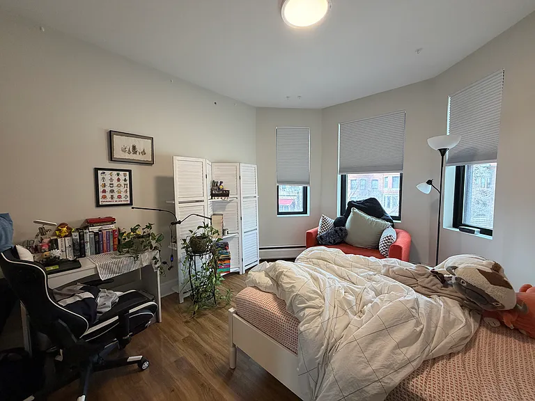 833 Beacon St #202 — Photo 10