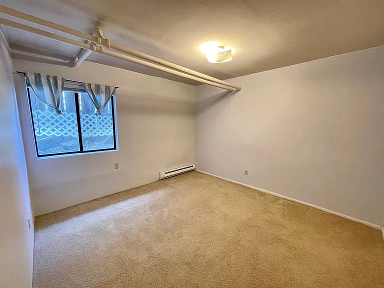 2111-13 Nob Hill Ave N #2111A-21131/2 — Photo 17