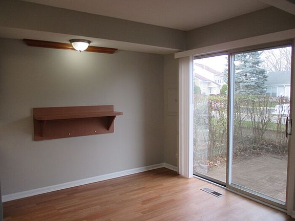 4th image of 341 Wisteria Dr