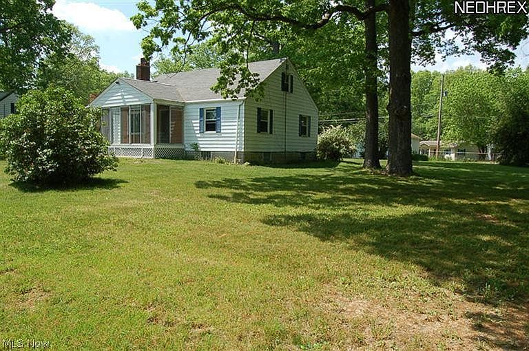 1st image of 211 Forest Ave