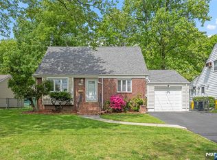 778 John St, Teaneck, NJ 07666