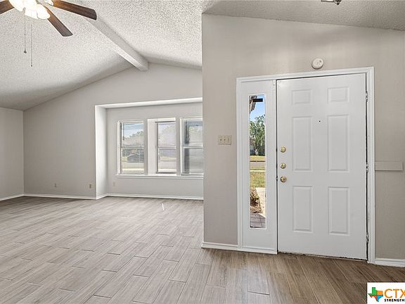 4th image of 1805 Cedarview Dr