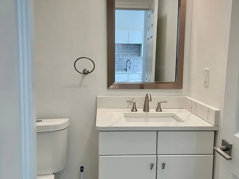 6800 Market Residential — Photo 7