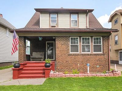 3739 Washington Park Blvd, Newburgh Heights, OH, 44105