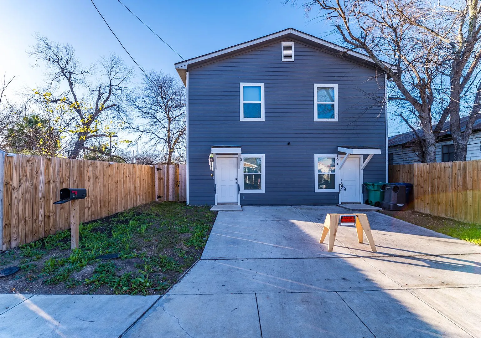234 Gould St — Photo 2