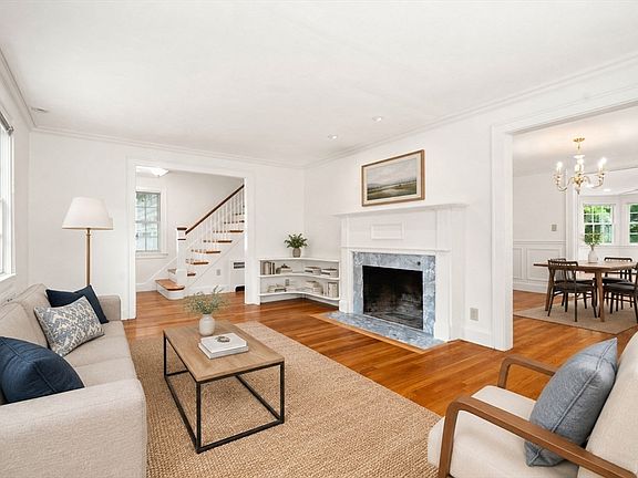 2nd image of 82 Allen Ave