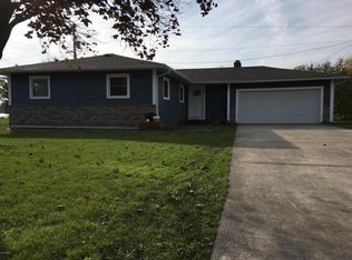 68206 Eagle Lake Rd, Edwardsburg, MI 49112