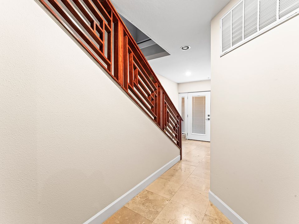 Hallway leading to the 1st floor bedroom