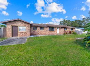 3426 1st St SW, Vero Beach, FL 32968