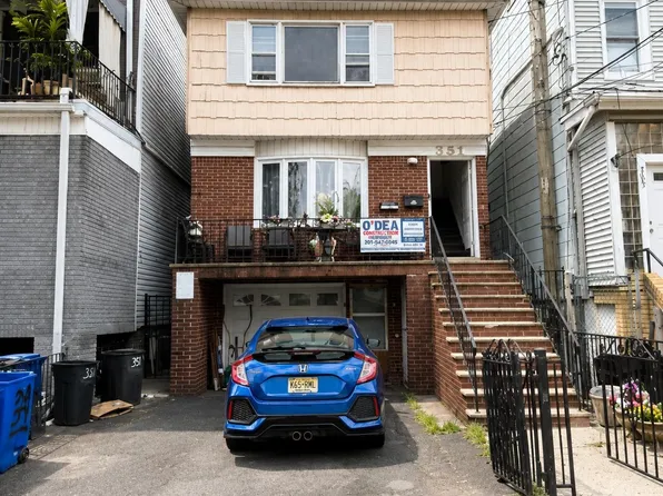 351 New York Avenue image 1 of 6