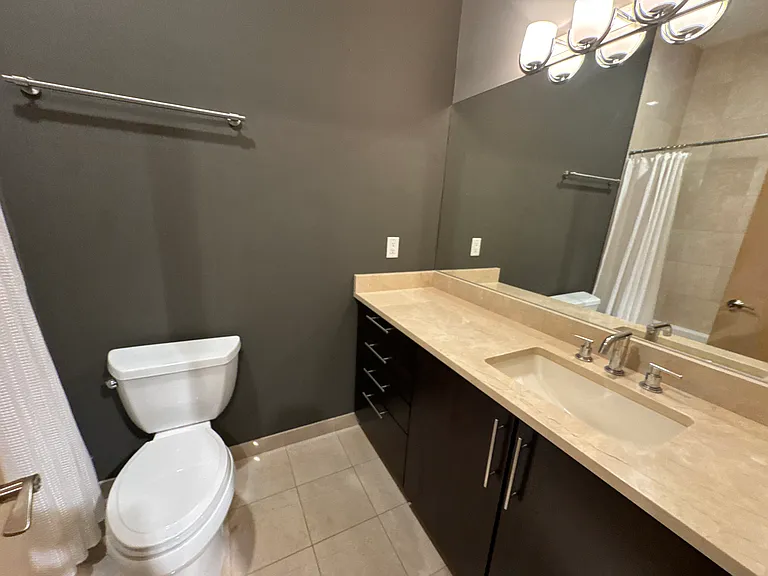 2nd Full Bathroom