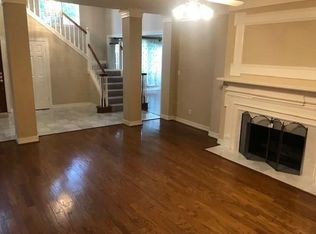 4510 Heatherwilde St, Sugar Land, TX 77479