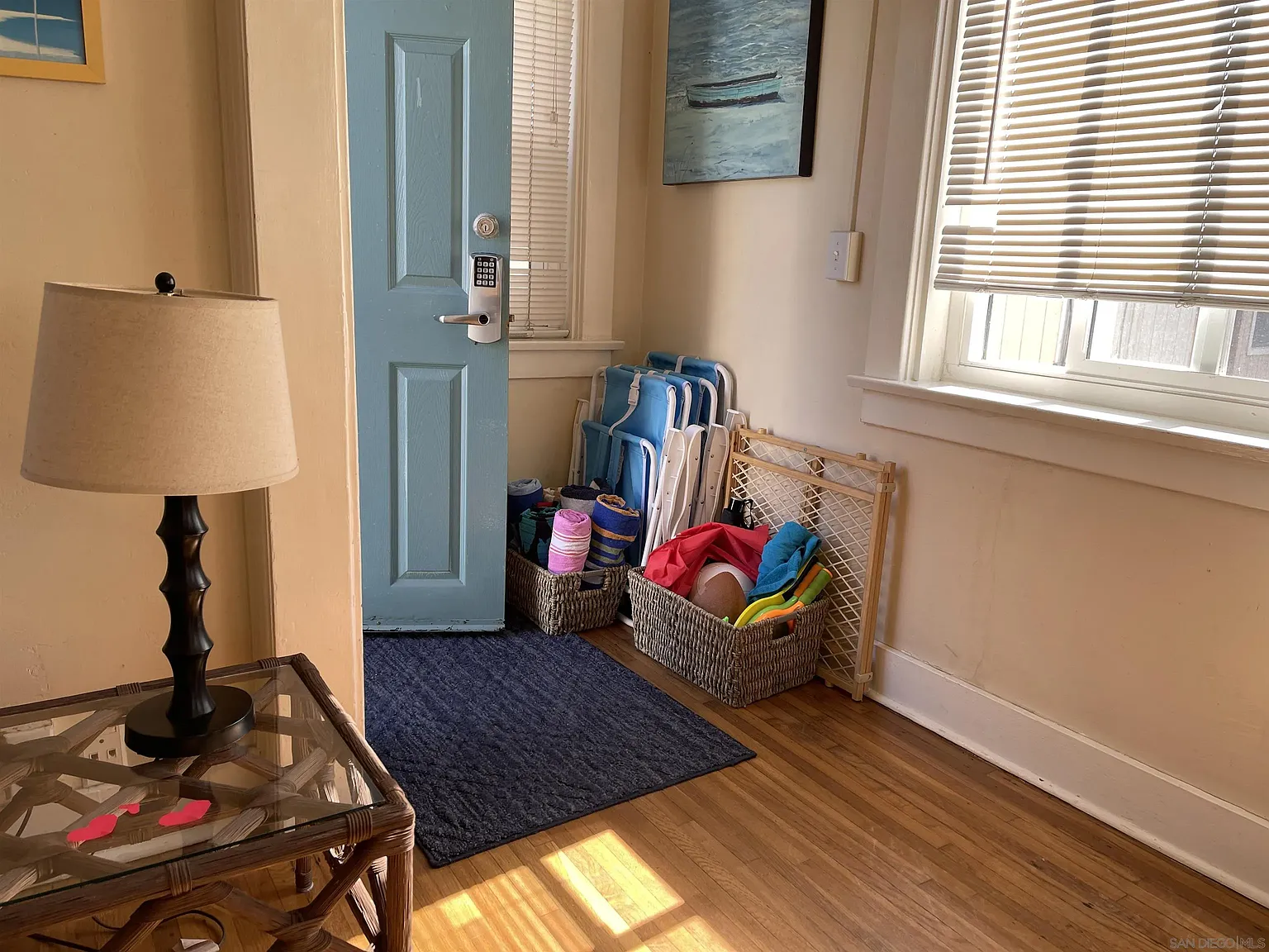 2 bed, 1.0 bath, 750 sqft, $4,850 — Photo 3