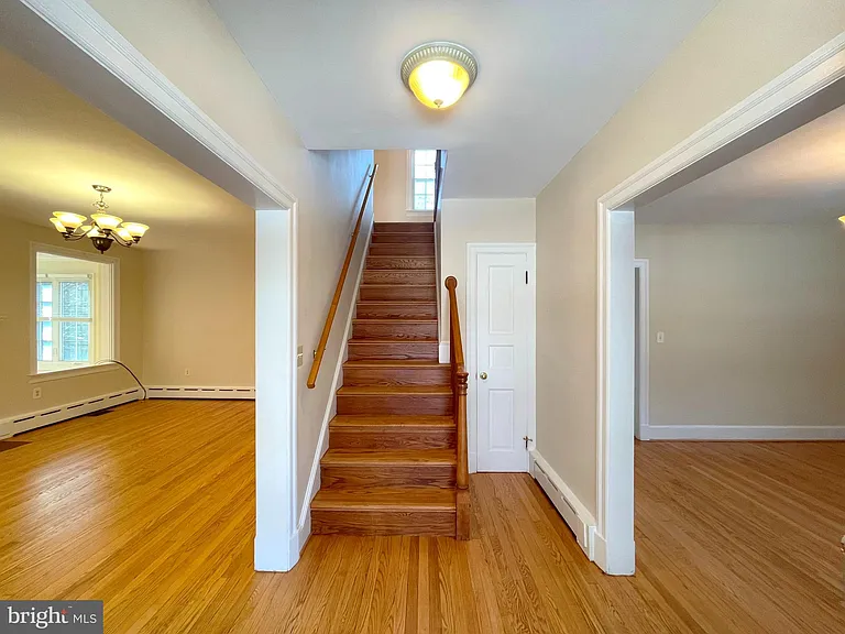 4085 Hallowing Point Rd — Photo 2