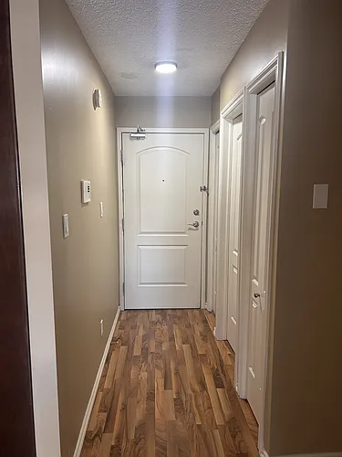 1013 Lansdowne Ave #103 Photo 1