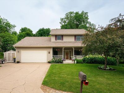 421 August Hills Dr, La Crescent, MN, 55947