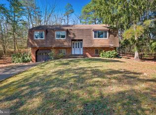 305 Fern Dr, Marlton, NJ 08053