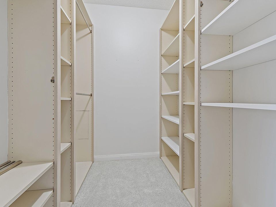 1st image of 2826 SW Lakemont Place