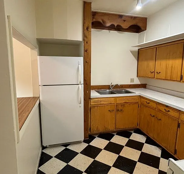 46 Park Ave #1-B — Photo 5