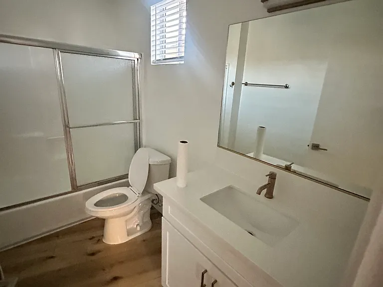 3319 Bagley Ave #2 — Photo 7