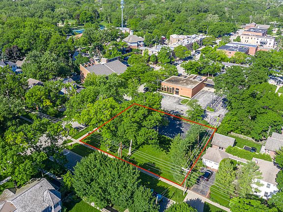 4th image of 570 Evanston Ave