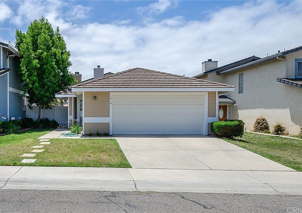 1st image of 1919 S Carmenita Ct