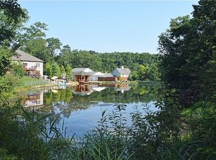 10306 Springbrook Ct, Painesville, OH 44077