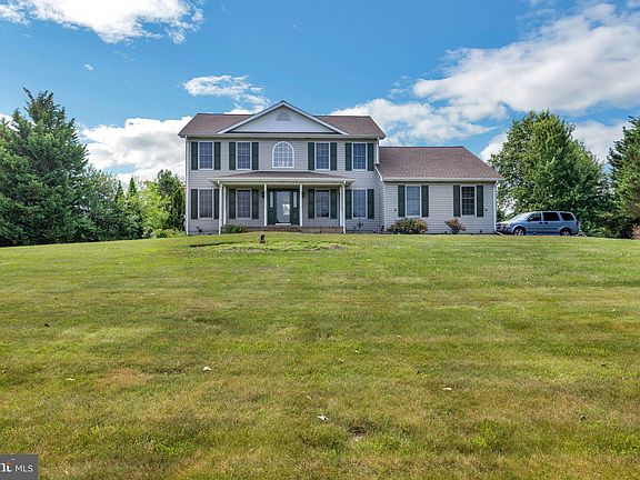 2nd image of 116 Leanne Dr