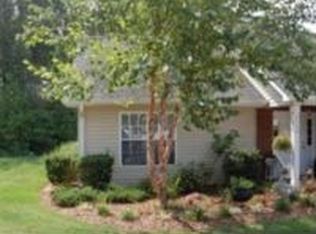 324 Woodruff Park Ln, Simpsonville, SC 29681