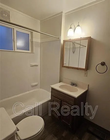 714 W Kiernan Ave #A — Photo 8