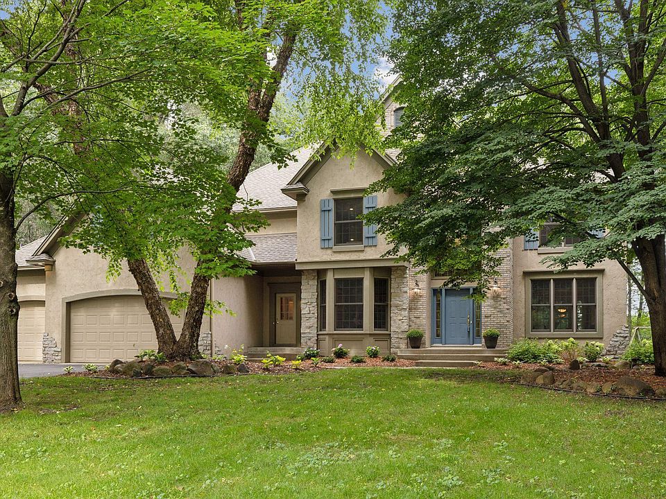 1st image of 4 Lawton Ln
