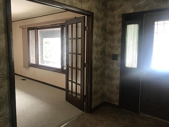 5th image of 2870 Harmony Ln