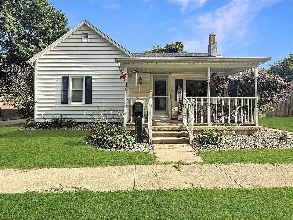 1st image of 103 E Jefferson Ave