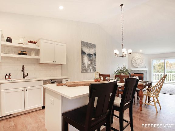 2nd image of 13625 Legends View Ct #3