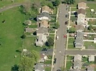 47 Bernard St, Carteret, NJ 07008
