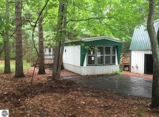 10144 Resort Trl, Interlochen, MI 49643