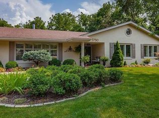 3750 River Oaks Dr, Des Moines, IA 50312