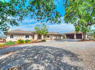 16566 Roadrunner Ln, Clovis, CA 93619