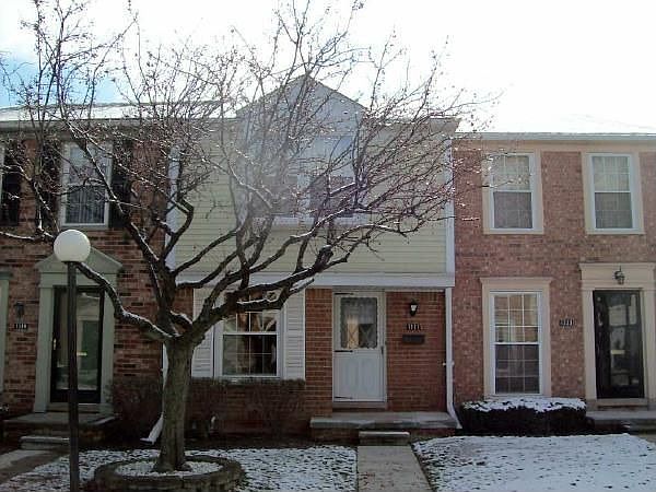 1321 Woodbridge