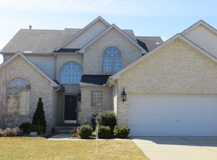 16244 Sassafras Ln, Macomb, MI 48044