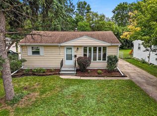1017 Wirtz Ave, Green Bay, WI 54304