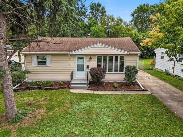 1017 Wirtz Ave, Green Bay, WI 54304