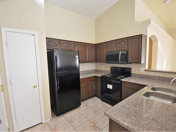 5th image of 9033 W Avalon Dr