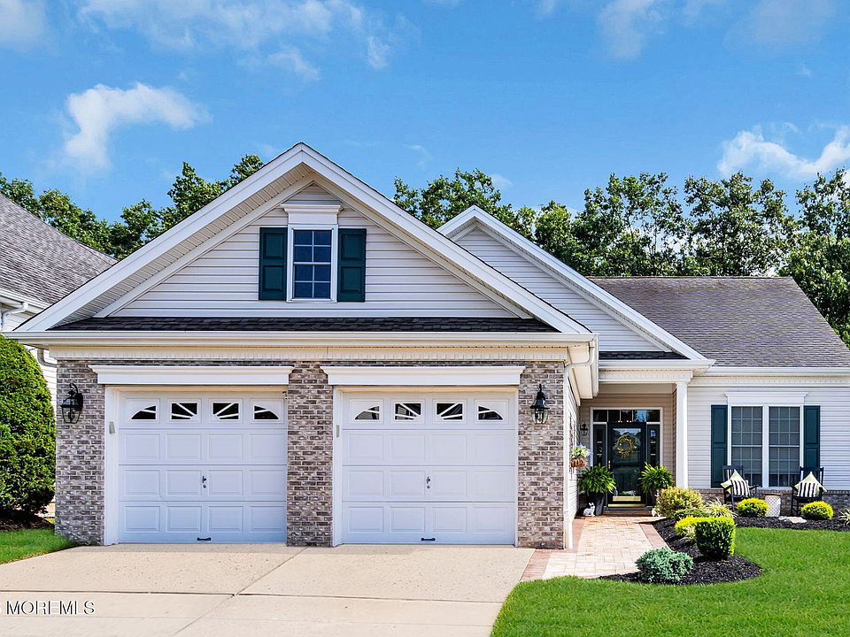 1st image of 115 Wild Dunes Way