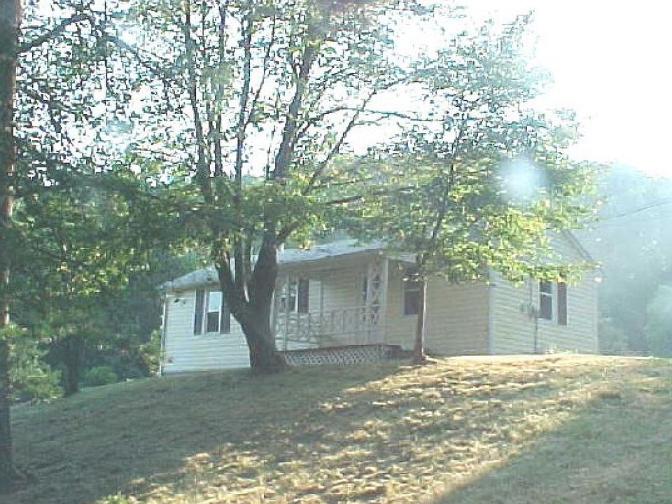 1st image of 41 Mechanics Cir