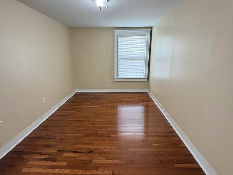 133 Hobart St #2 — Photo 13